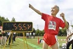 ركورد جديدي براي مسن ترين دونده جهان