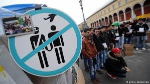 "آلمان پناهجویان افغان را به افغانستان باز می‌گرداند"