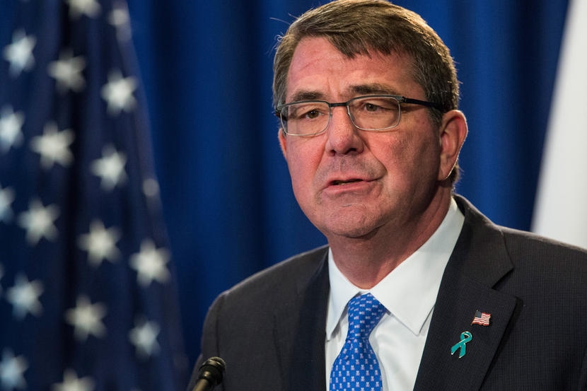 هشدار وزير دفاع آمريكا نسبت به دخالت رژيم ايران در عراق