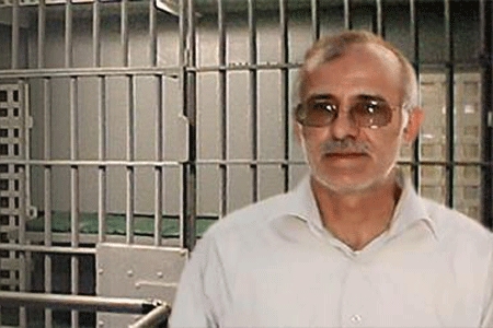 پیام زندانی سیاسی پدر دو مجاهد اشرفی از زندان اوین به مناسبت ۱۶ آذر روز دانشجو