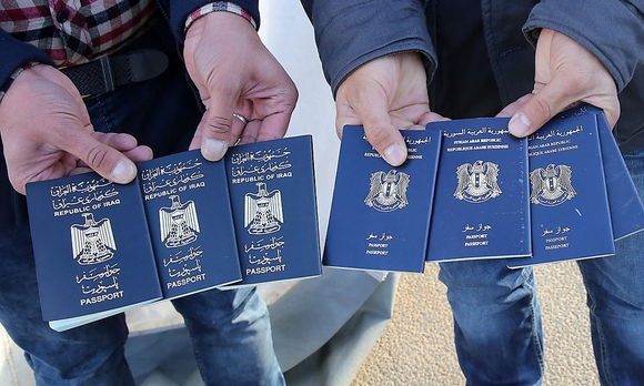 ربودن دهها هزار گذرنامه سفید توسط داعش