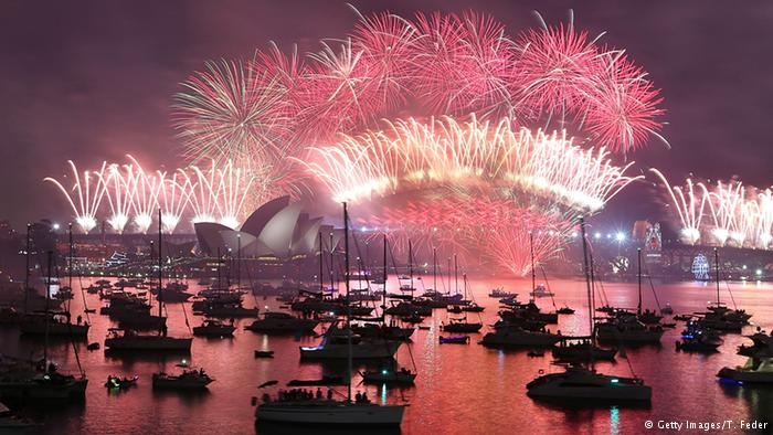 وداع با سال ۲۰۱۵، خوشامدگویی به سال ۲۰۱۶