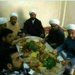 سورچراني آخوندها، دانش آموزان بدون كفش و كودكان پابرهنه